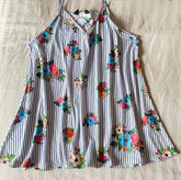 White Floral Sleeveless Swing Top Size 16 18 20 22/24 26/28 30/32 A-line Tee 589