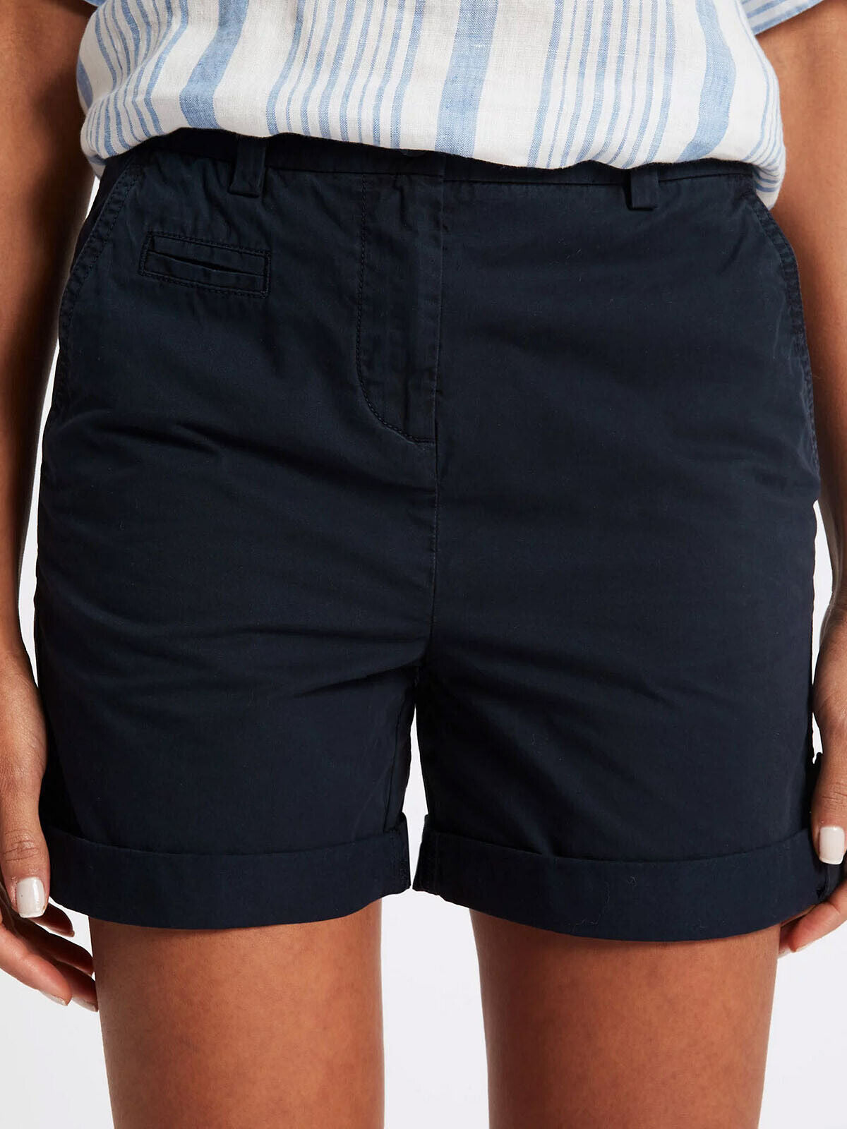 women shorts Black